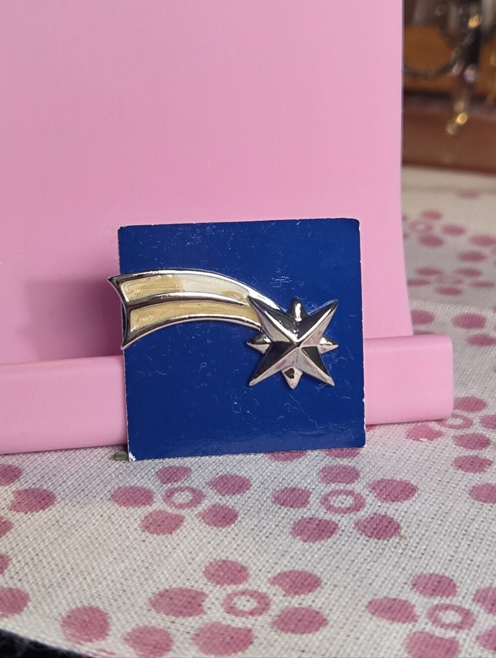 Vintage Avon Yellow Rising Star Pin